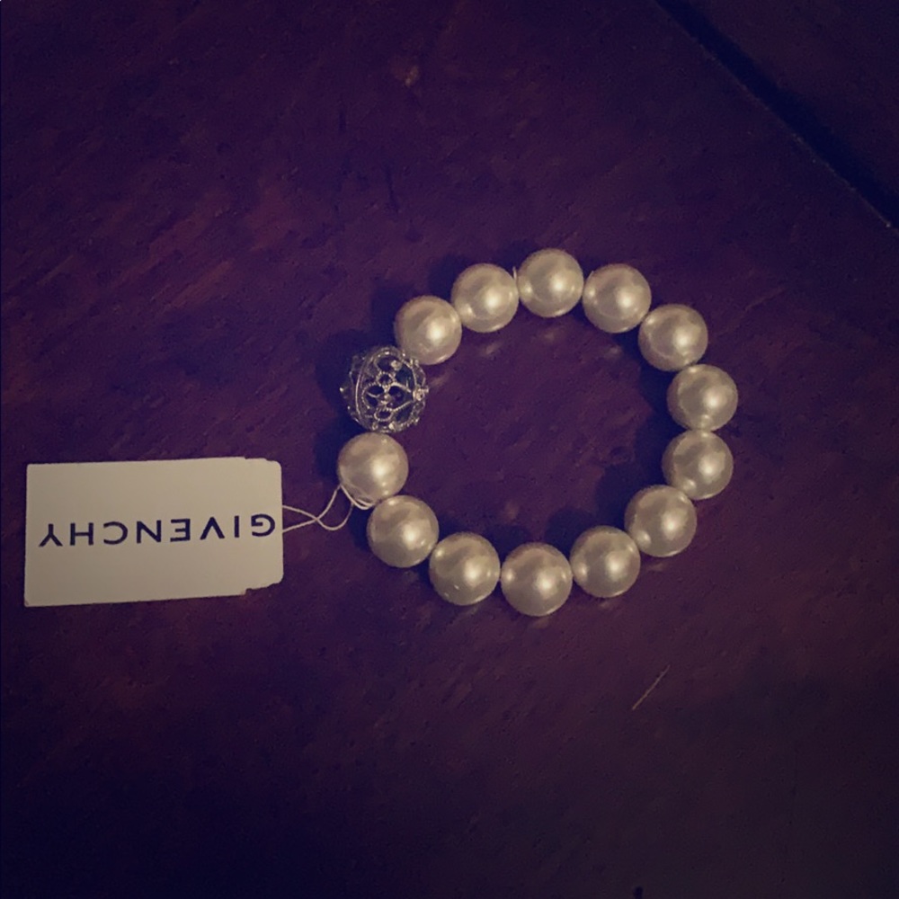 Bracelet brand new